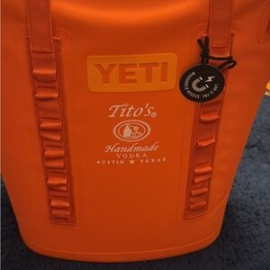 Yeti orange m20 cooler